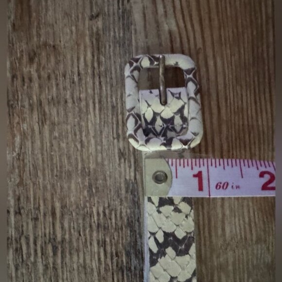 NWT J. Crew Womens Reptile Patterned Cream and Brown Belt Size Large - Picture 2 of 3